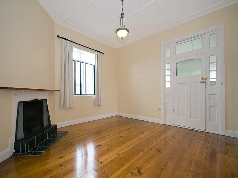 33 Albert St, Camp Hill QLD 4152