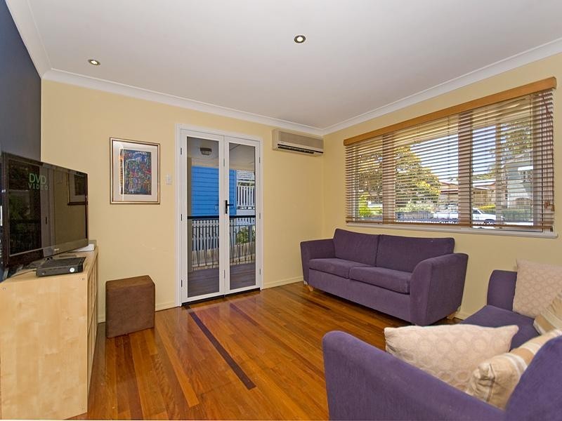 48a Watson  St, Camp Hill QLD 4152