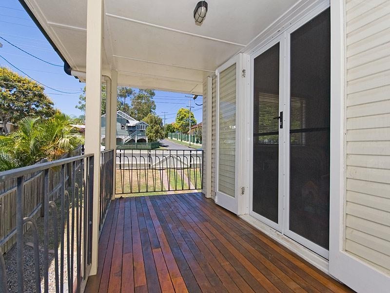 48a Watson  St, Camp Hill QLD 4152