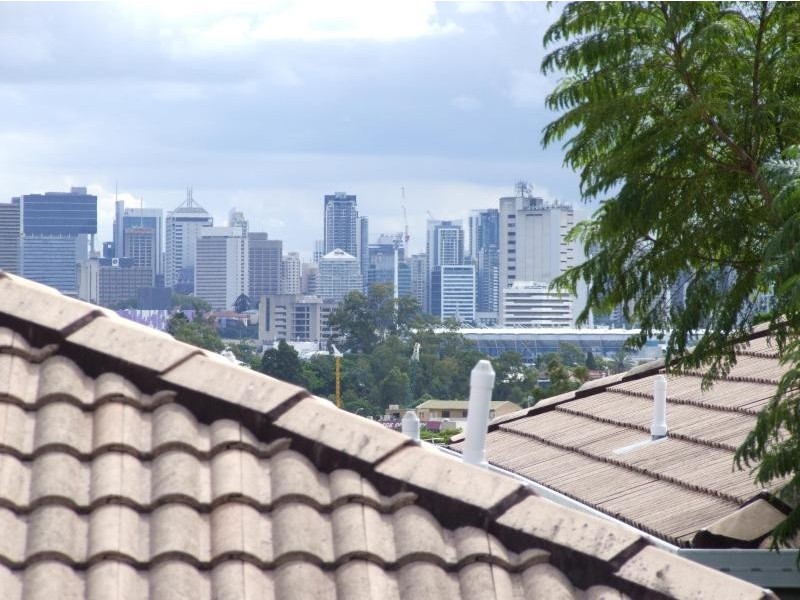 9/562 Logan Rd, Greenslopes QLD 4120