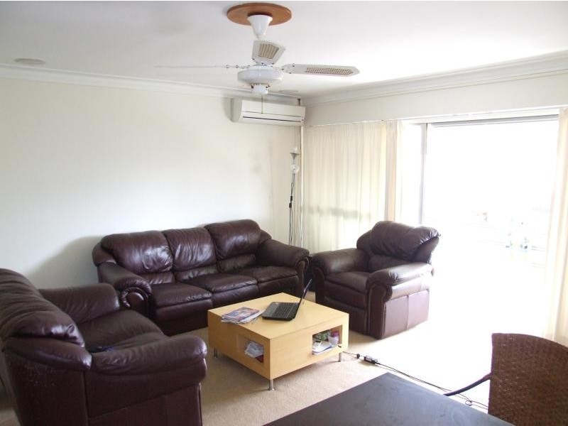 9/562 Logan Rd, Greenslopes QLD 4120