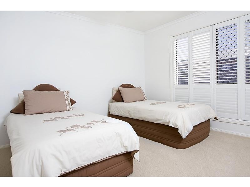 8 McIntyre  St, Hendra QLD 4011