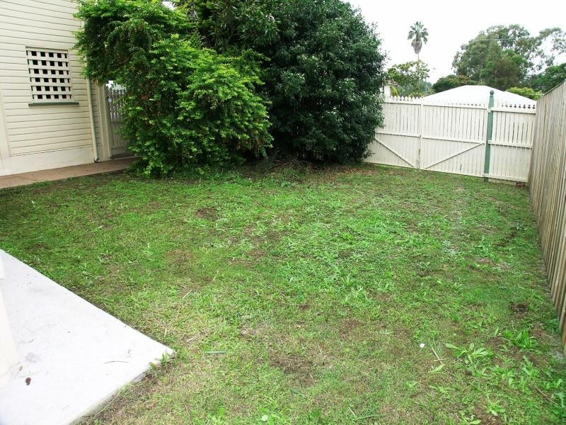 43 Emma St, Holland Park West QLD 4121