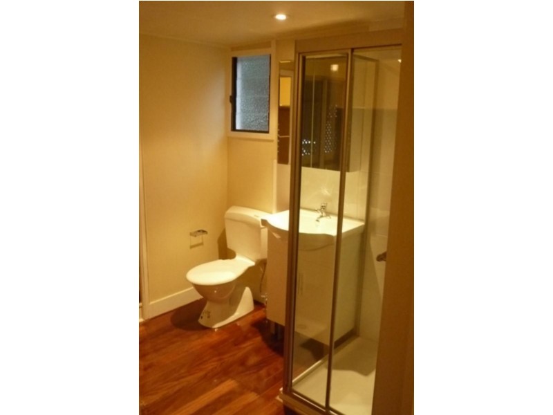 1033 Logan Rd, Holland Park QLD 4121