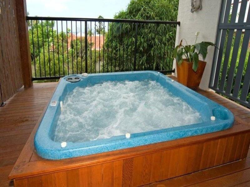 144 Ernest St, Manly QLD 4179