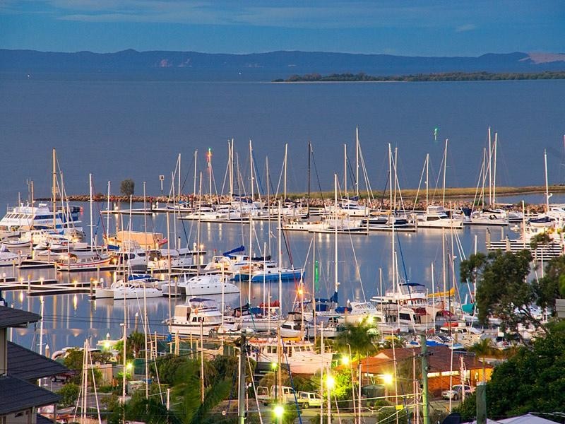 144 Ernest St, Manly QLD 4179