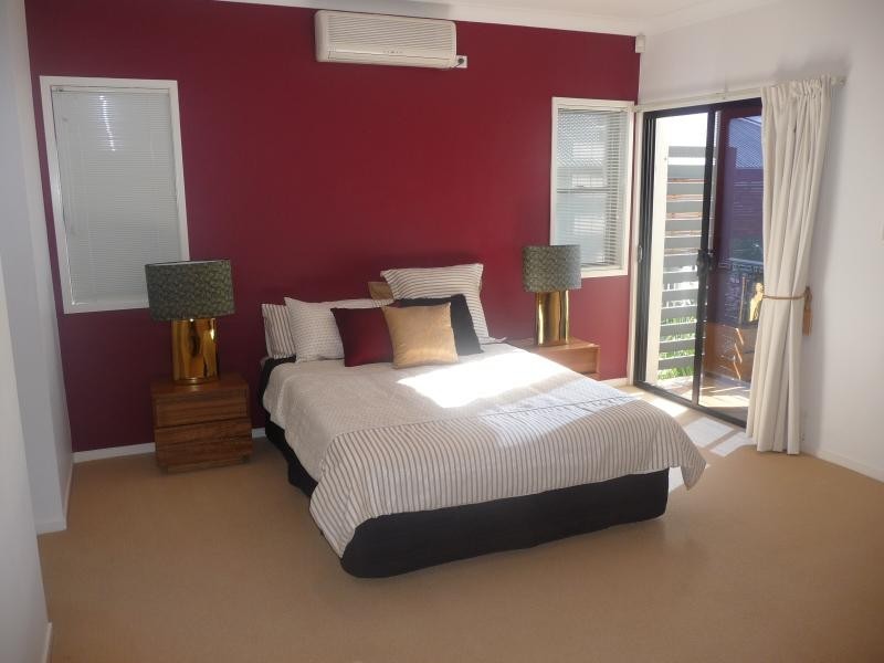 144 Ernest St, Manly QLD 4179