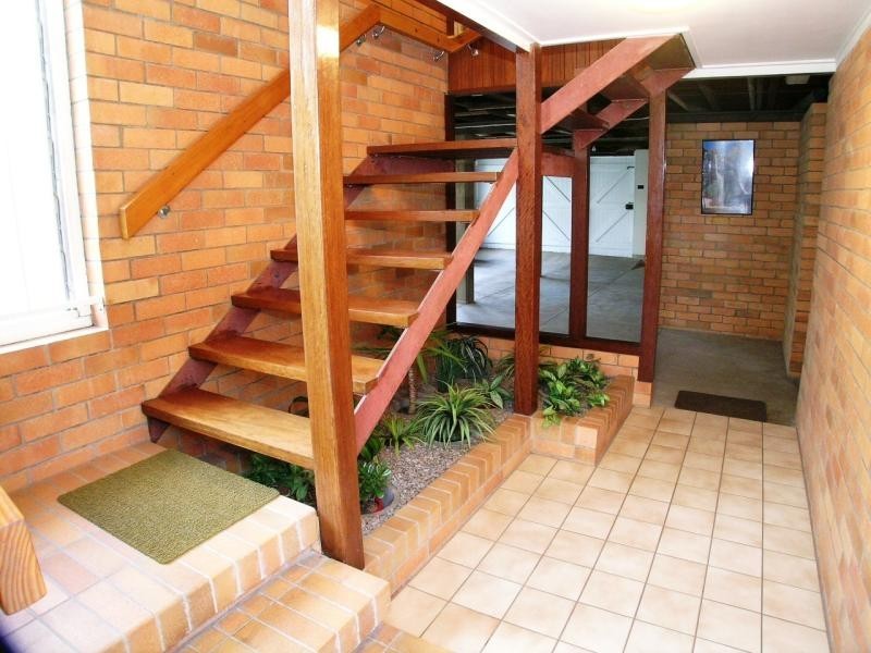 55 Holland Rd, Holland Park QLD 4121