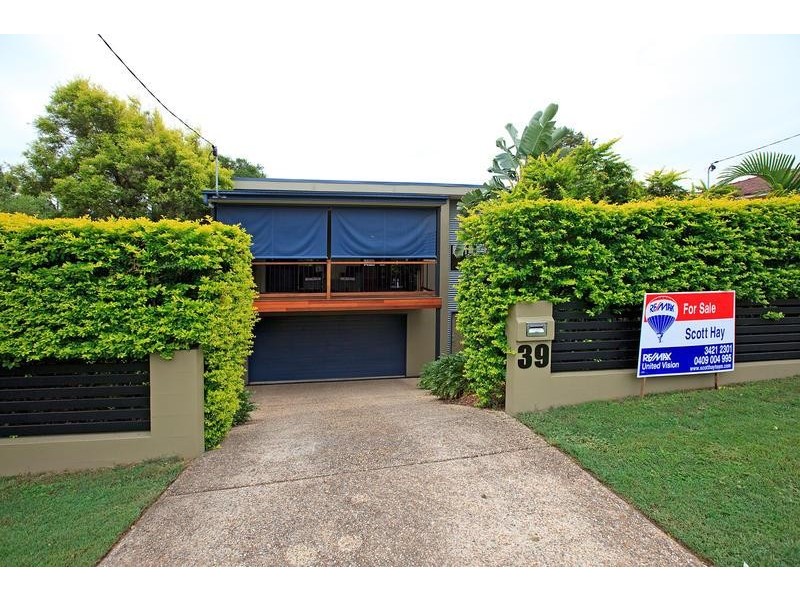 39 Brodie St, Holland Park West QLD 4121