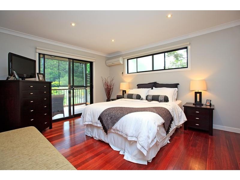 39 Brodie St, Holland Park West QLD 4121