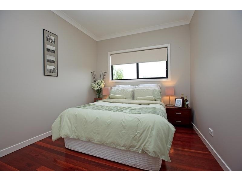 39 Brodie St, Holland Park West QLD 4121