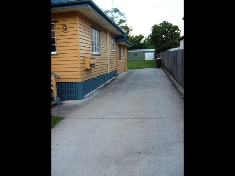 108 Nicholson St, Greenslopes QLD 4120