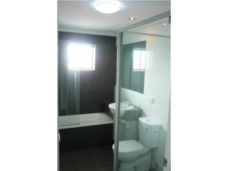 82 Grenfell St, Mount Gravatt East QLD 4122