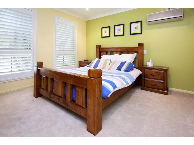 4 Razorback Cl, Carindale QLD 4152