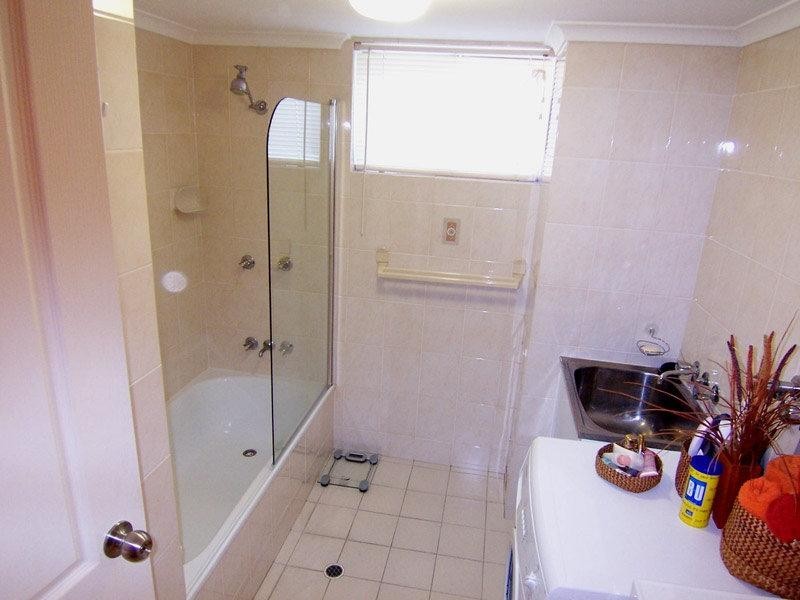 3/31 Crown  St, Holland Park West QLD 4121