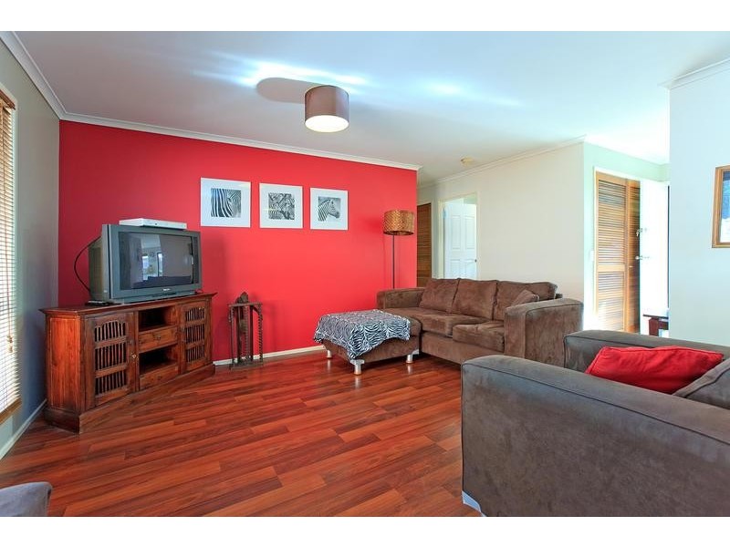 4/5 Woodford St, Holland Park QLD 4121