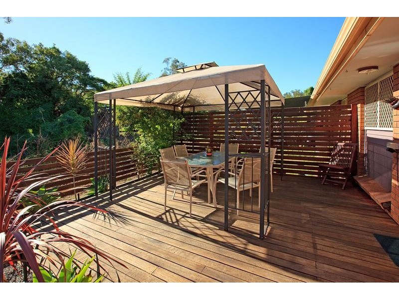4/5 Woodford St, Holland Park QLD 4121