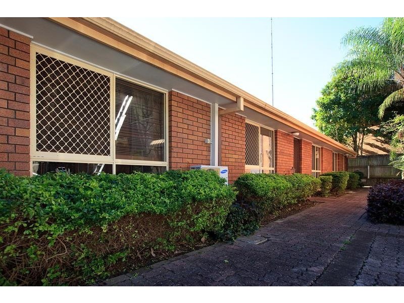 4/5 Woodford St, Holland Park QLD 4121