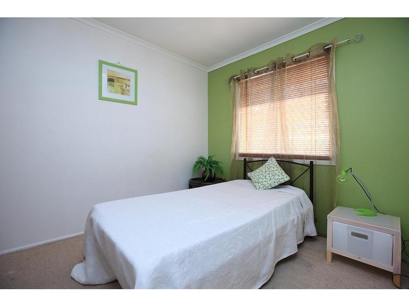 4/5 Woodford St, Holland Park QLD 4121