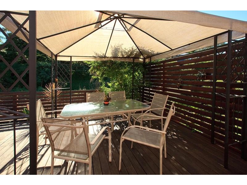 4/5 Woodford St, Holland Park QLD 4121