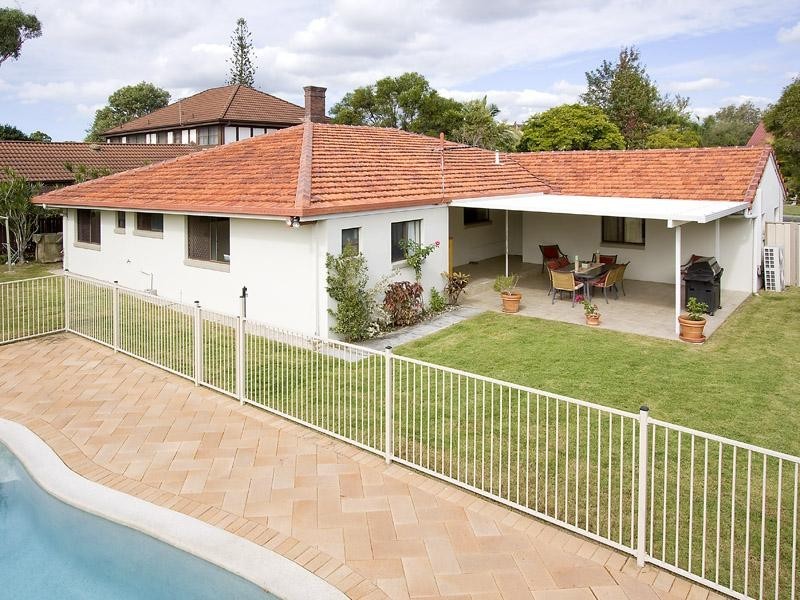 14 Bodian  St, Carindale QLD 4152