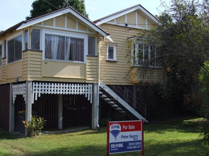 65 Cedar St, Greenslopes QLD 4120