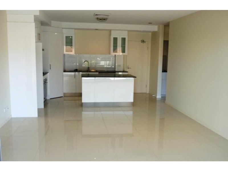 10/215 Wellington Rd, East Brisbane QLD 4169