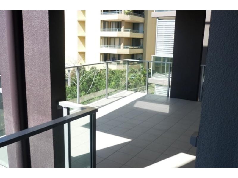 10/215 Wellington Rd, East Brisbane QLD 4169