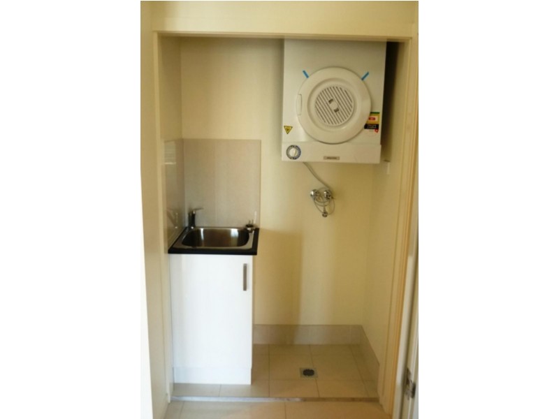 10/215 Wellington Rd, East Brisbane QLD 4169