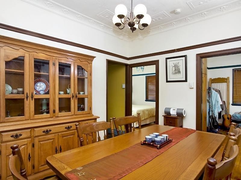 3 Thomas St, Coorparoo QLD 4151