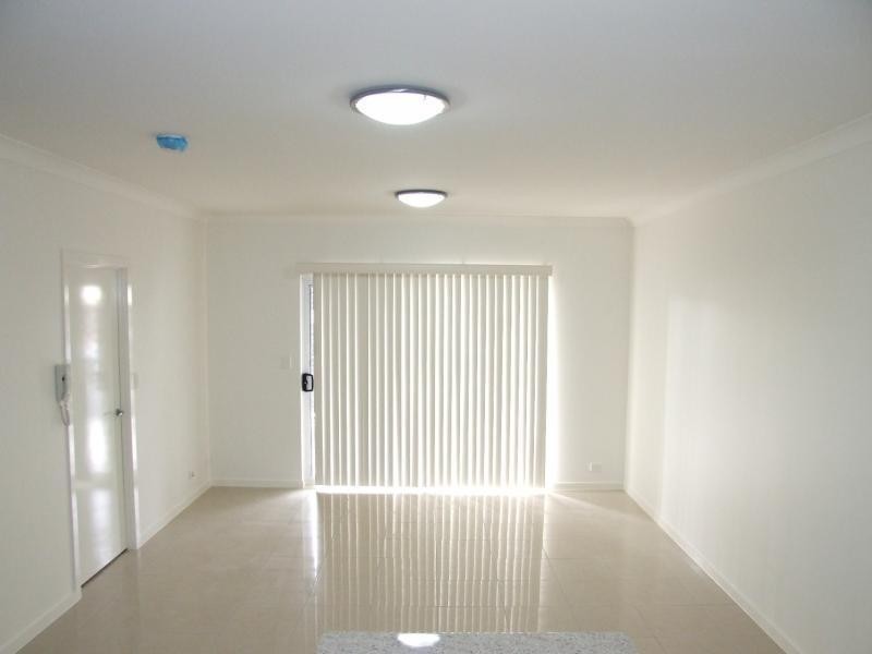 6/15 Rolle St, Holland Park West QLD 4121