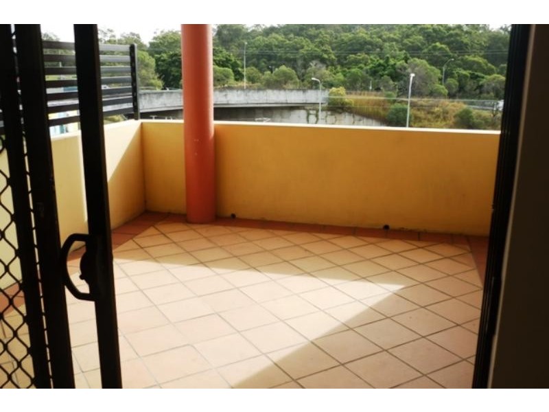 108 Nicholson St, Greenslopes QLD 4120