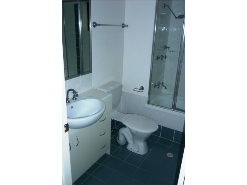 108 Nicholson St, Greenslopes QLD 4120