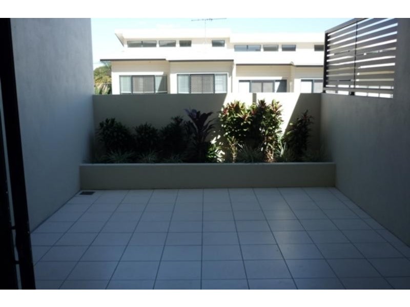 82 Grenfell St, Mount Gravatt East QLD 4122