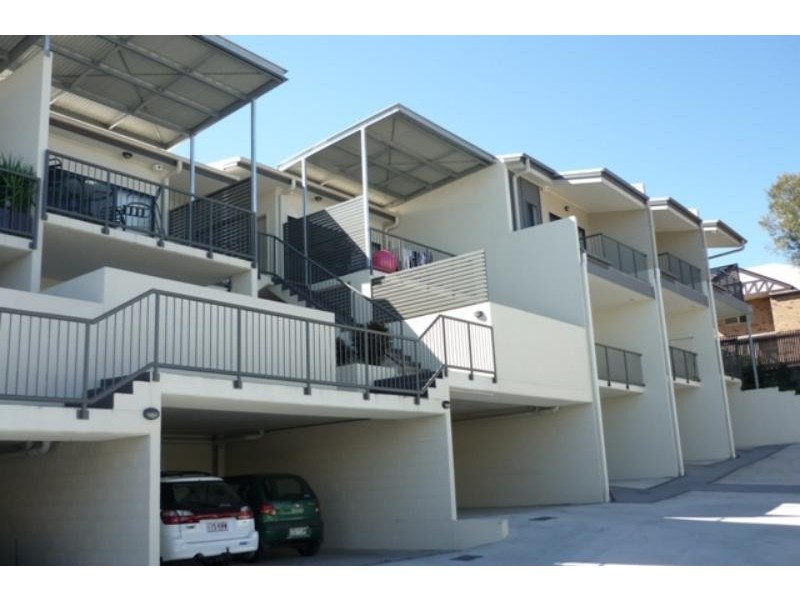 82 Grenfell St, Mount Gravatt East QLD 4122