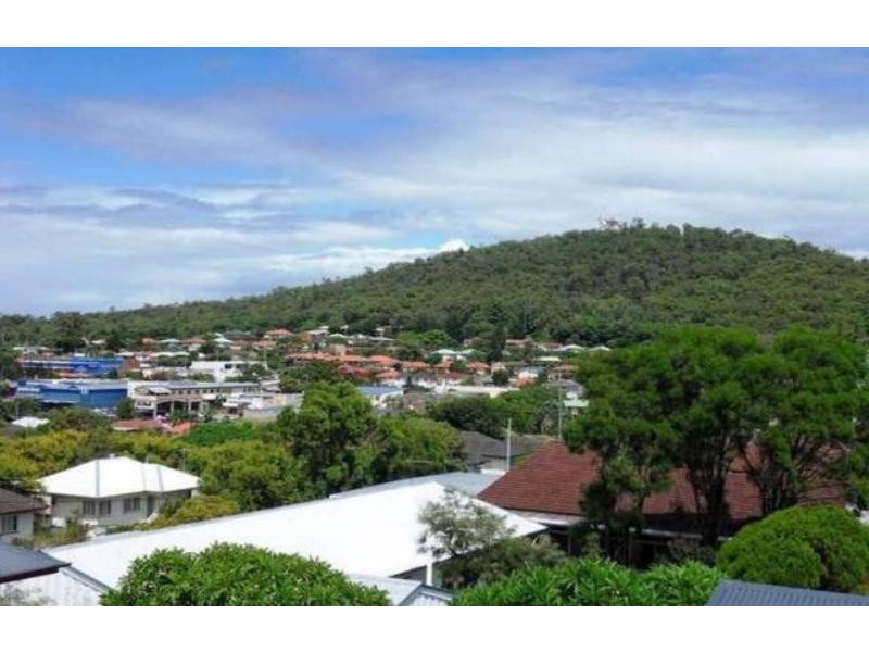 82 Grenfell St, Mount Gravatt East QLD 4122