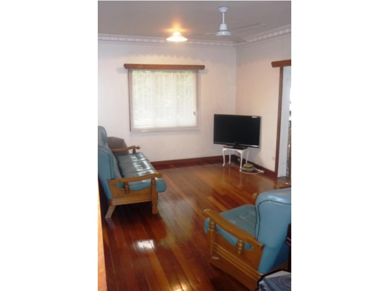 4/17 Cardross St, Yeerongpilly QLD 4105