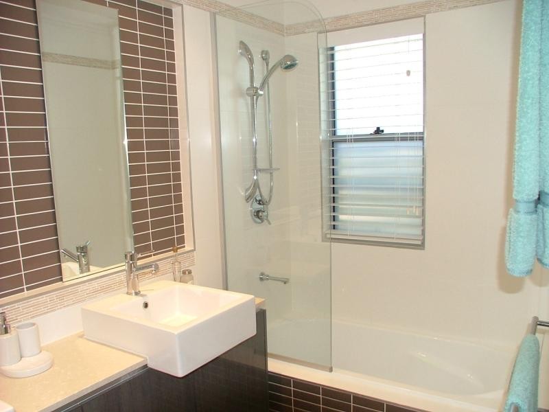 23 Collings  St, Balmoral QLD 4171
