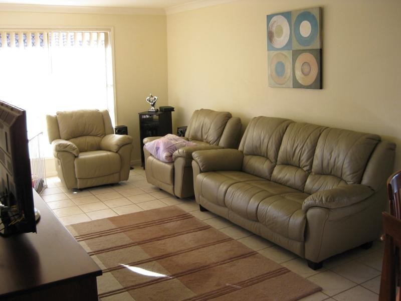 31 Melnik Dr, Loganlea QLD 4131