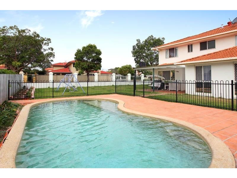 63 Delaney Cct, Carindale QLD 4152