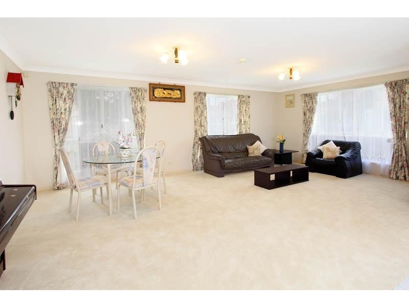 63 Delaney Cct, Carindale QLD 4152