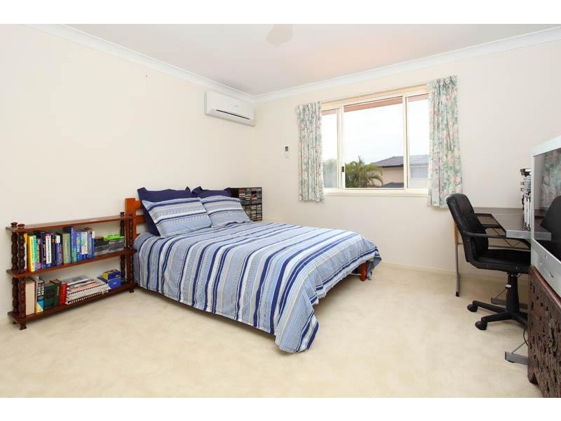 63 Delaney Cct, Carindale QLD 4152