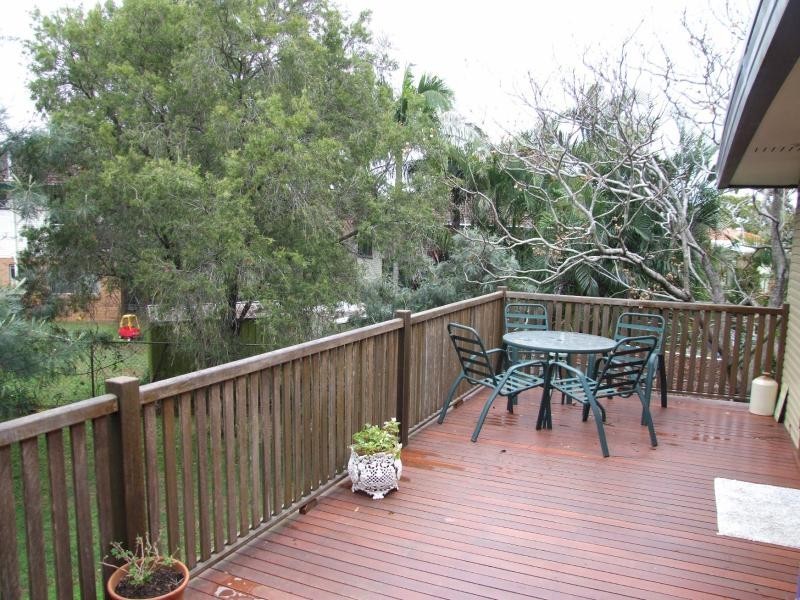 5 Woolford  Pl, Manly West QLD 4179