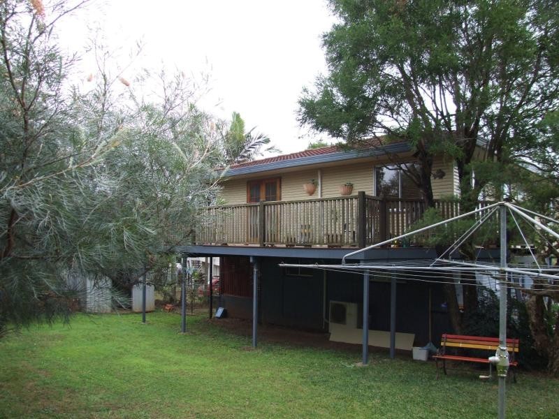 5 Woolford  Pl, Manly West QLD 4179