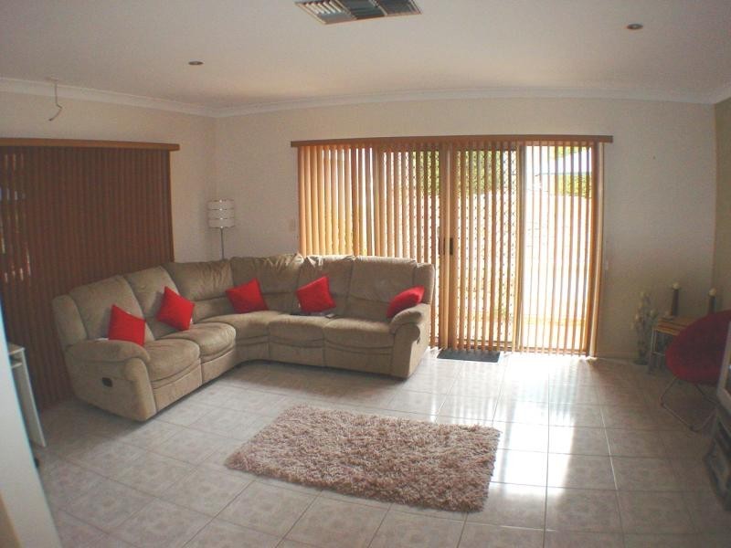 39 Yvonne  Cres, Mount Warren Park QLD 4207