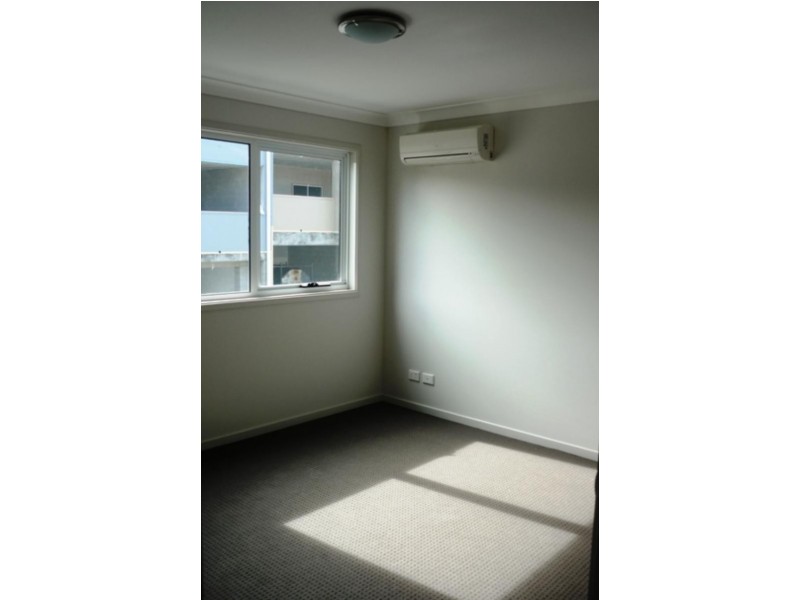 108 Nicholson St, Greenslopes QLD 4120