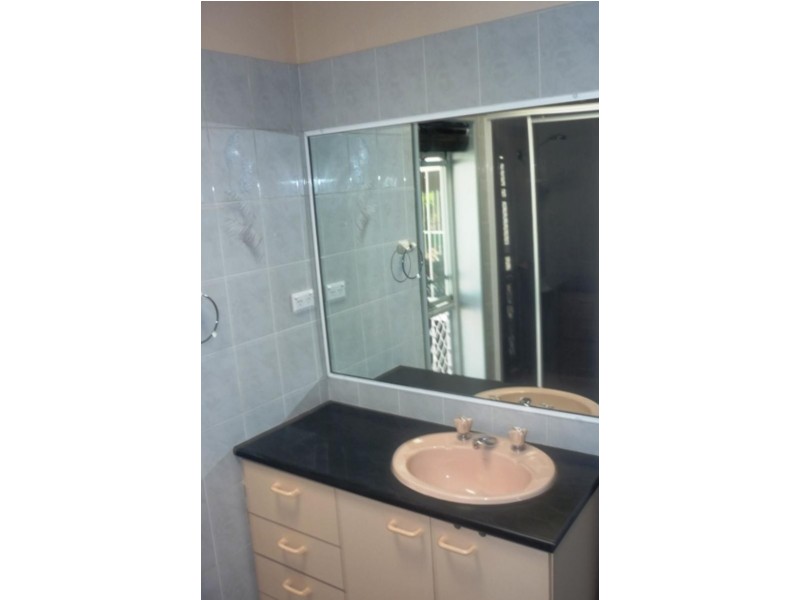 4/50 Booligal St, Carina QLD 4152