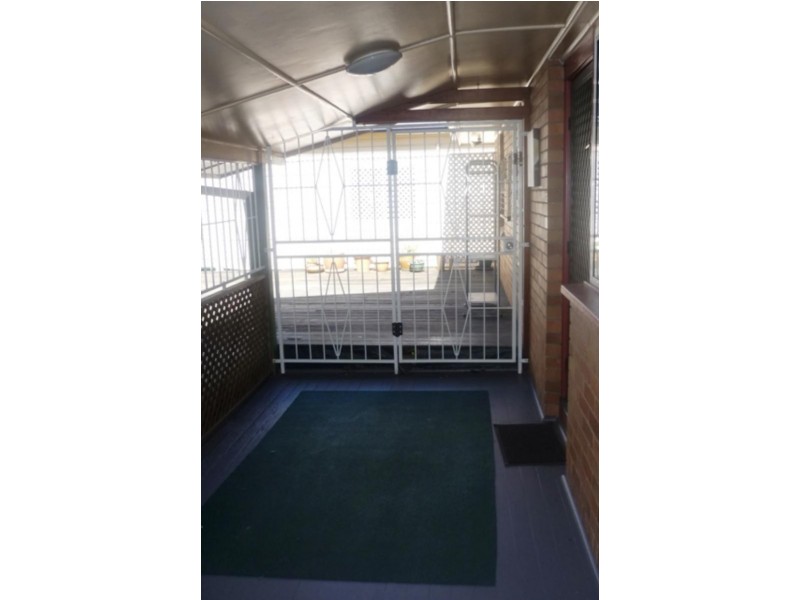 4/50 Booligal St, Carina QLD 4152