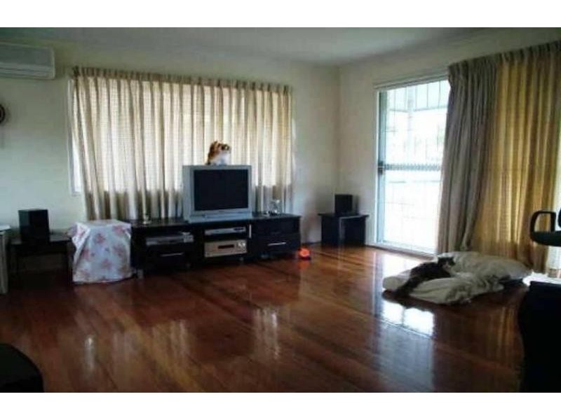 49 Lewana St, Mansfield QLD 4122