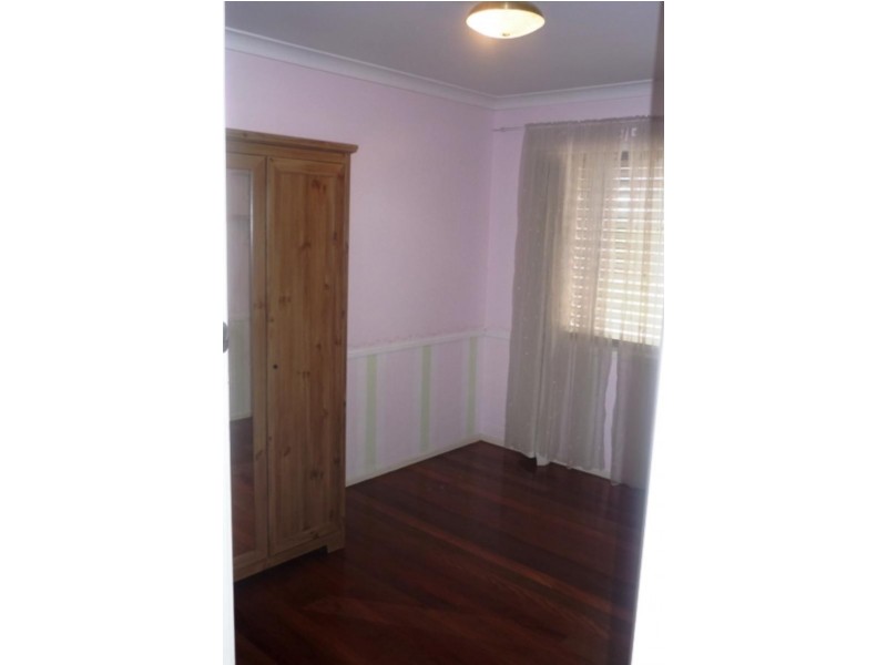 49 Lewana St, Mansfield QLD 4122